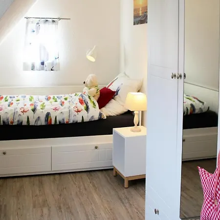 Altes Kapitaenshaus בית נופש *